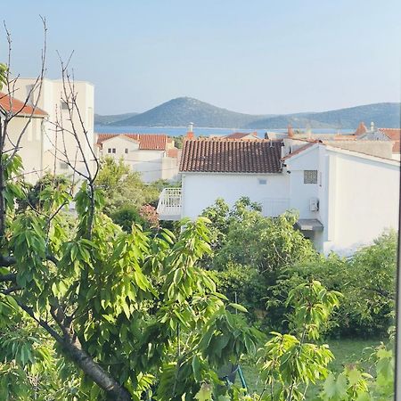 Apartment Udovicic Vodice Exterior photo